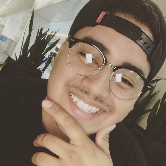 Meet your Posher, Roberto - Picture 1 of 1